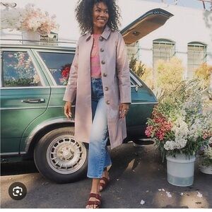 Collection laminated linen trench in mauve